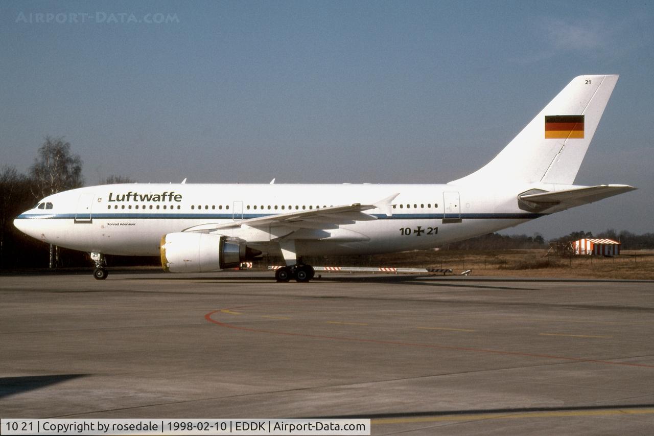 10 21, 1989 Airbus A310-304 C/N 498, At rest at her home base