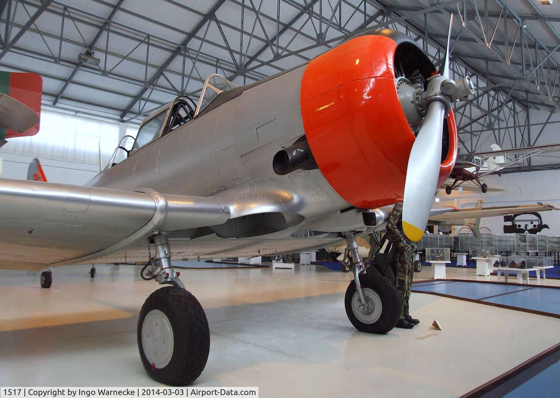 1517, North American AT-16 Harvard III C/N 88-14544 (41-33846), North American AT-16 Harvard III at the Museu do Ar, Alverca