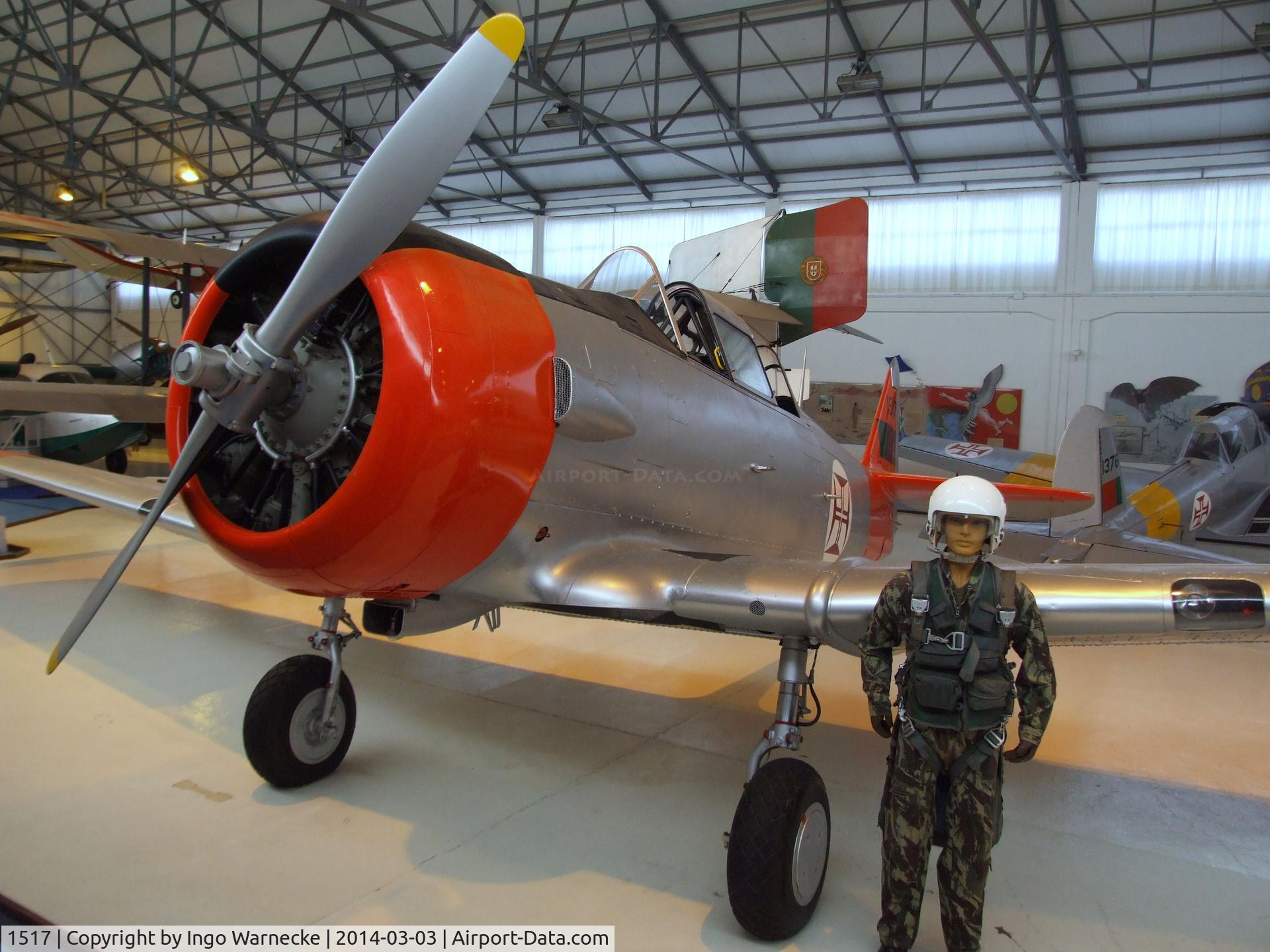 1517, North American AT-16 Harvard III C/N 88-14544 (41-33846), North American AT-16 Harvard III at the Museu do Ar, Alverca