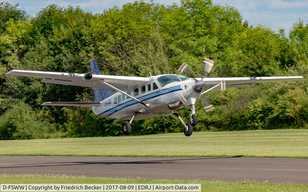 D-FSWW, 1997 Cessna 208B Grand Caravan C/N 208B0639, take off from Saarlouis Düren on another skydive mission