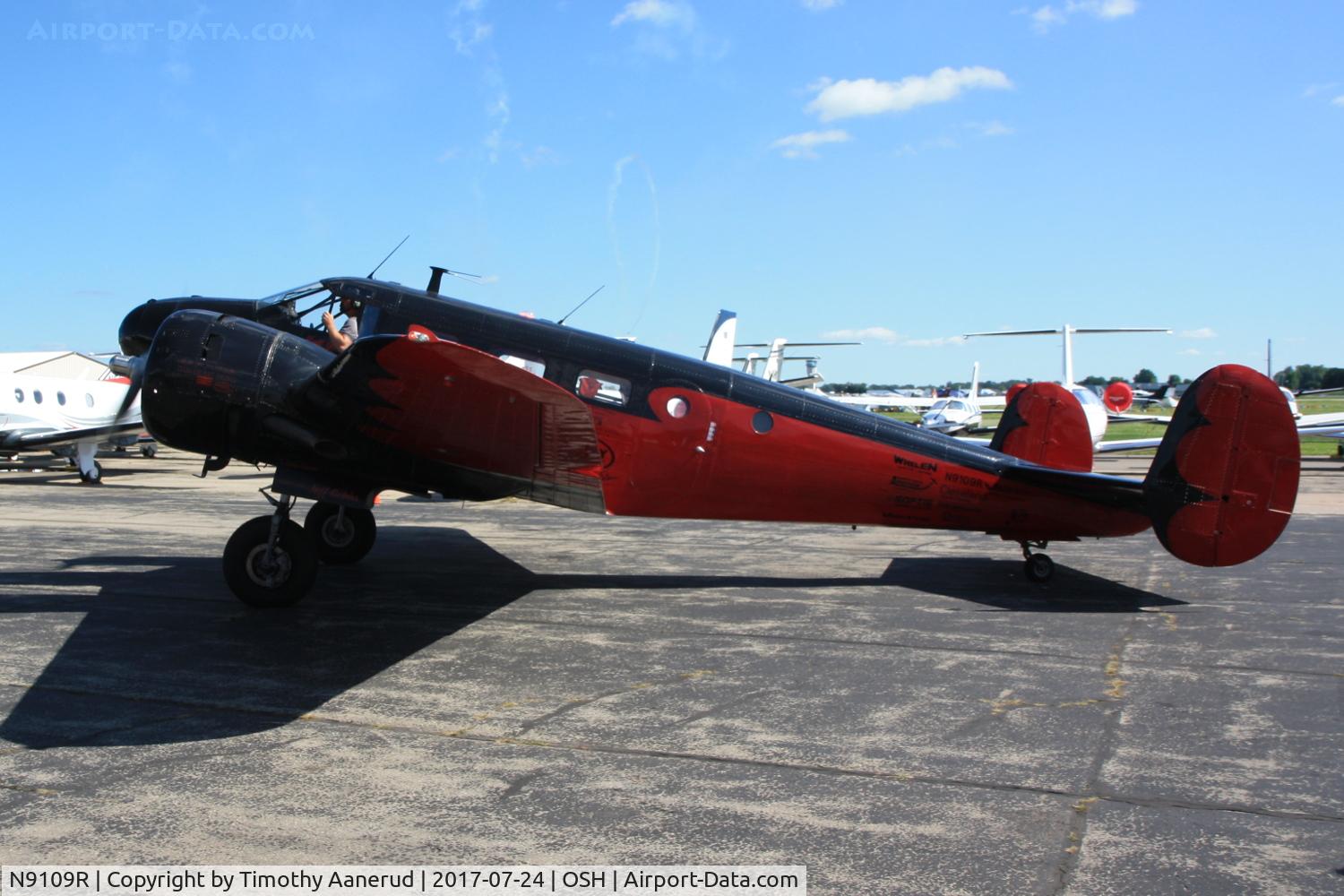 N9109R, 1943 Beech C18S (AT-7C) C/N 4383 (5676), 1943 Beech C18S, c/n: 4383