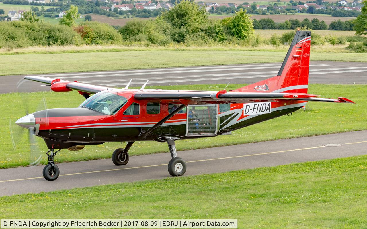 D-FNDA, 1986 Cessna 208 Caravan I C/N 208-00079, taxiing to the active