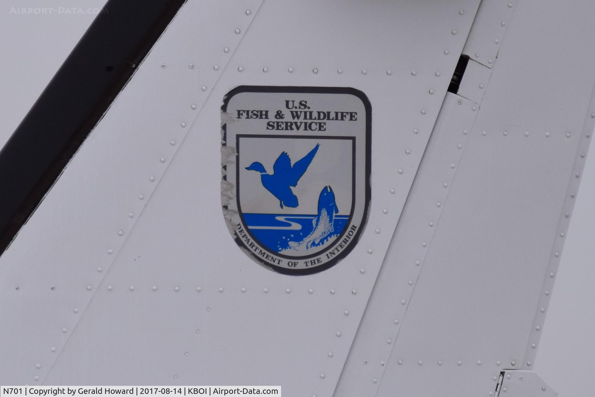 N701, 1990 Partenavia P-68 Observer 2 C/N 390-03-0B2, The owners.