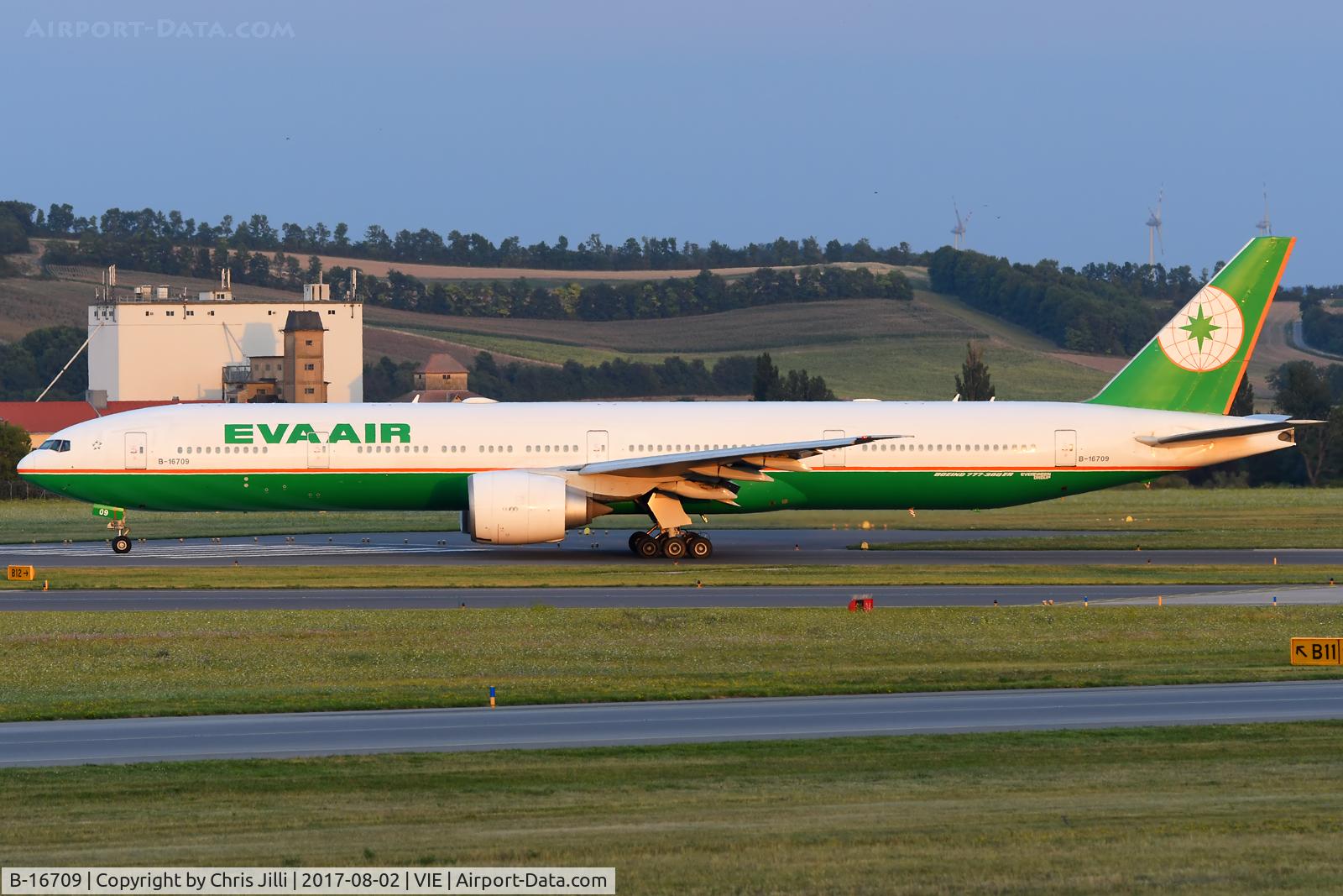 B-16709, 2007 Boeing 777-35E/ER C/N 33753, EVA Air