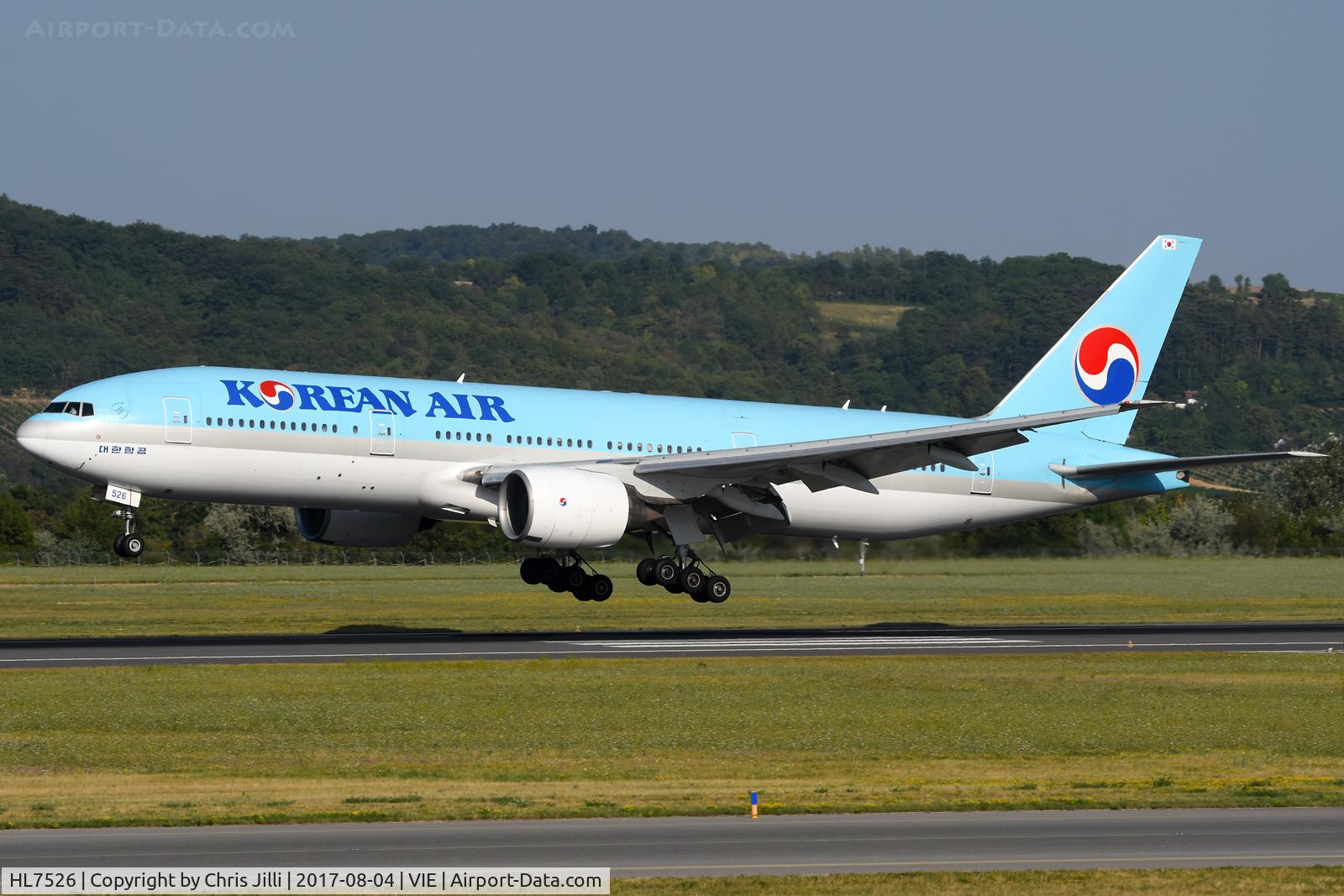 HL7526, 1988 Boeing 777-2B5/ER C/N 27947, Korean Air