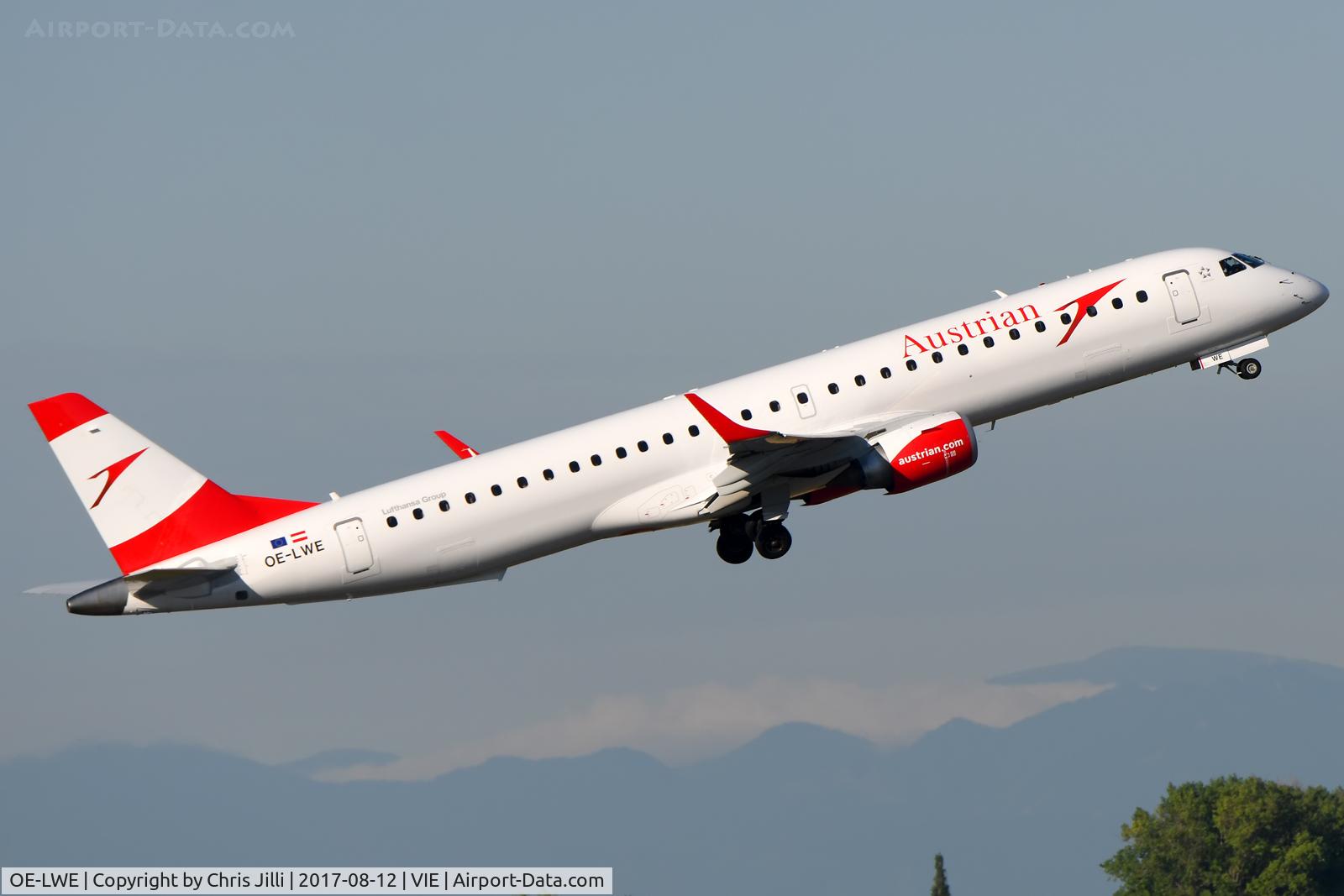OE-LWE, 2012 Embraer 195LR (ERJ-190-200LR) C/N 19000553, Austrian AIrlines