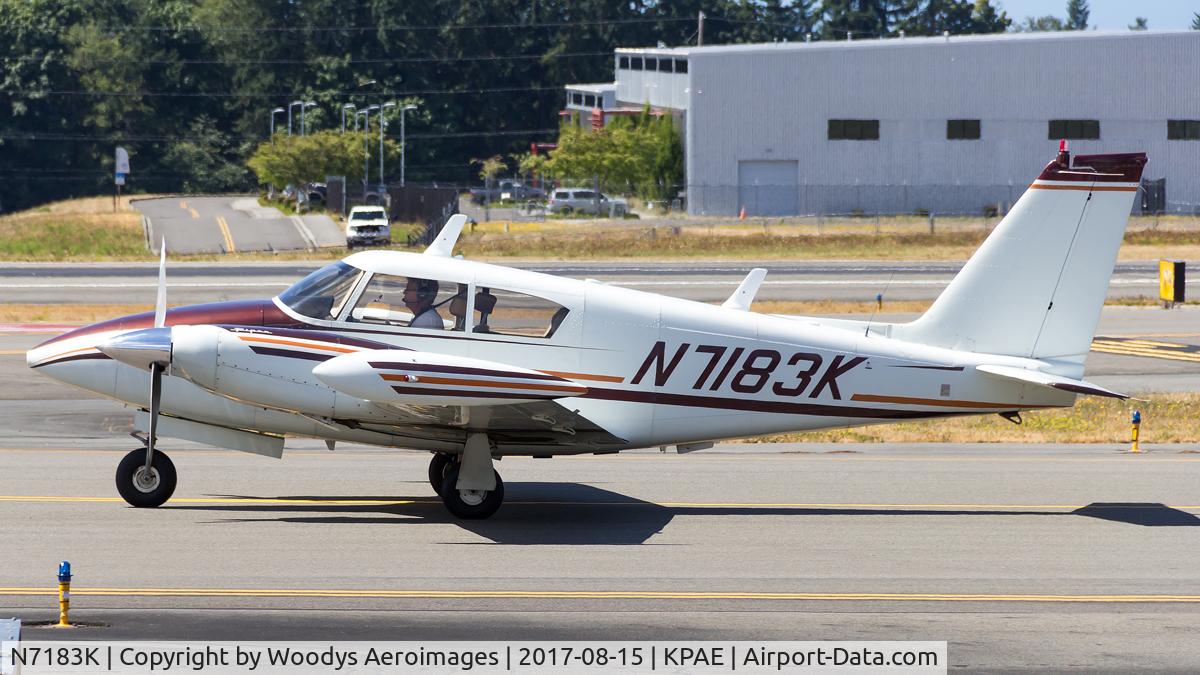 N7183K, 1963 Piper PA-30 Twin Comanche Twin Comanche C/N 30-207, Taxing for take off