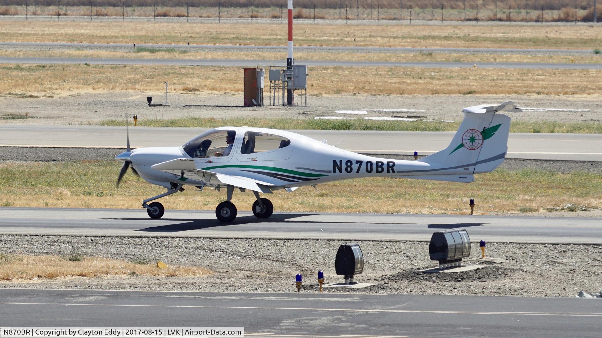 N870BR, 2013 Diamond DA-40 Diamond Star Diamond Star C/N 40.1187, Livermore Airport California. 2017.