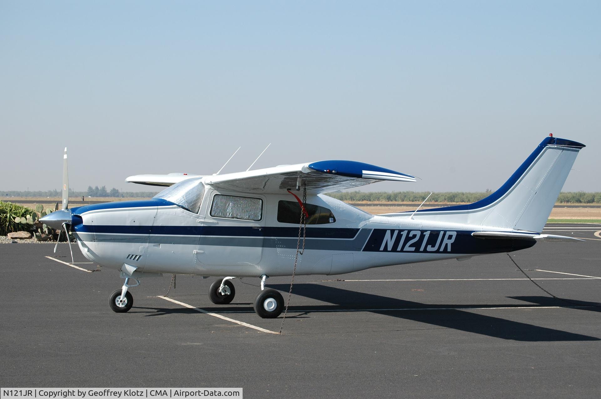 N121JR, 1977 Cessna T210M Turbo Centurion C/N 21061726, New paint 9/05