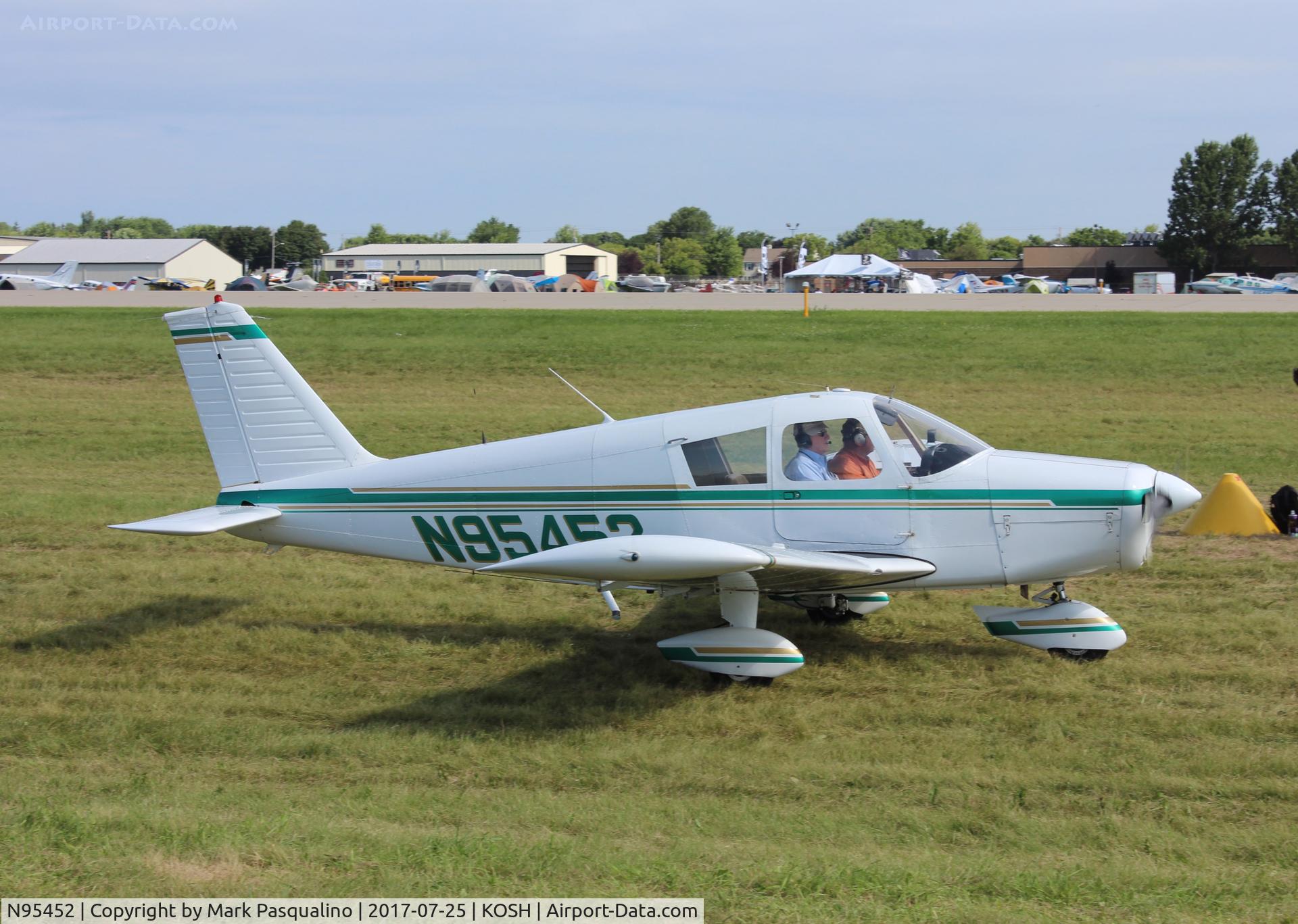 N95452, 1969 Piper PA-28-140 Cherokee C/N 28-25965, Piper PA-28-140