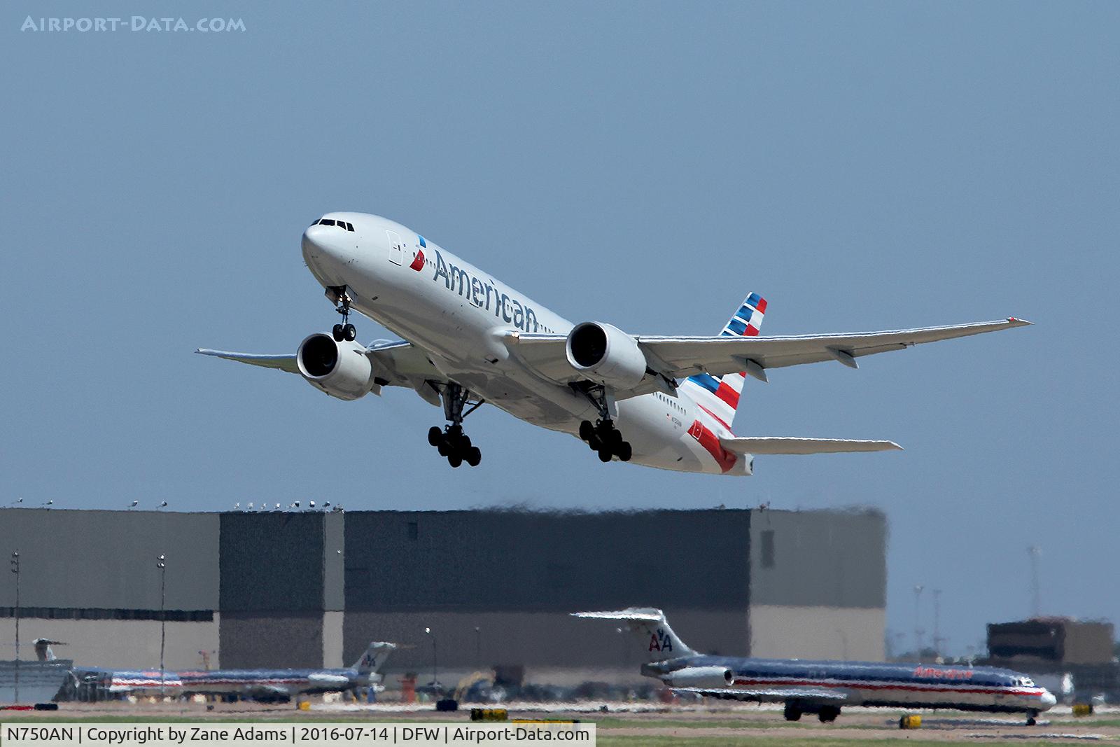 N750AN, 2001 Boeing 777-223 C/N 30259, Departing DFW Airport
