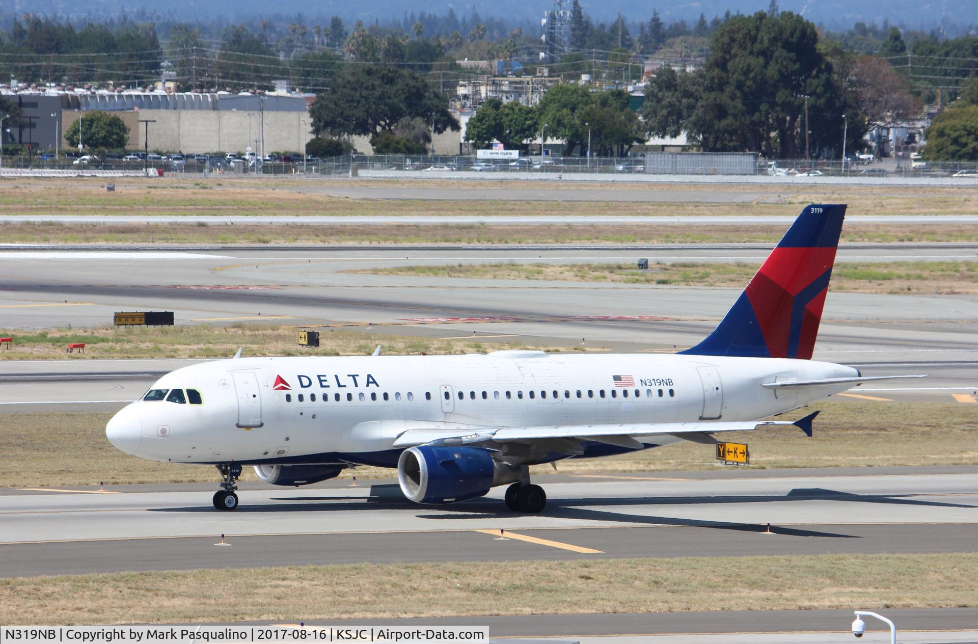 N319NB, 2000 Airbus A319-114 C/N 1346, Airbus A319