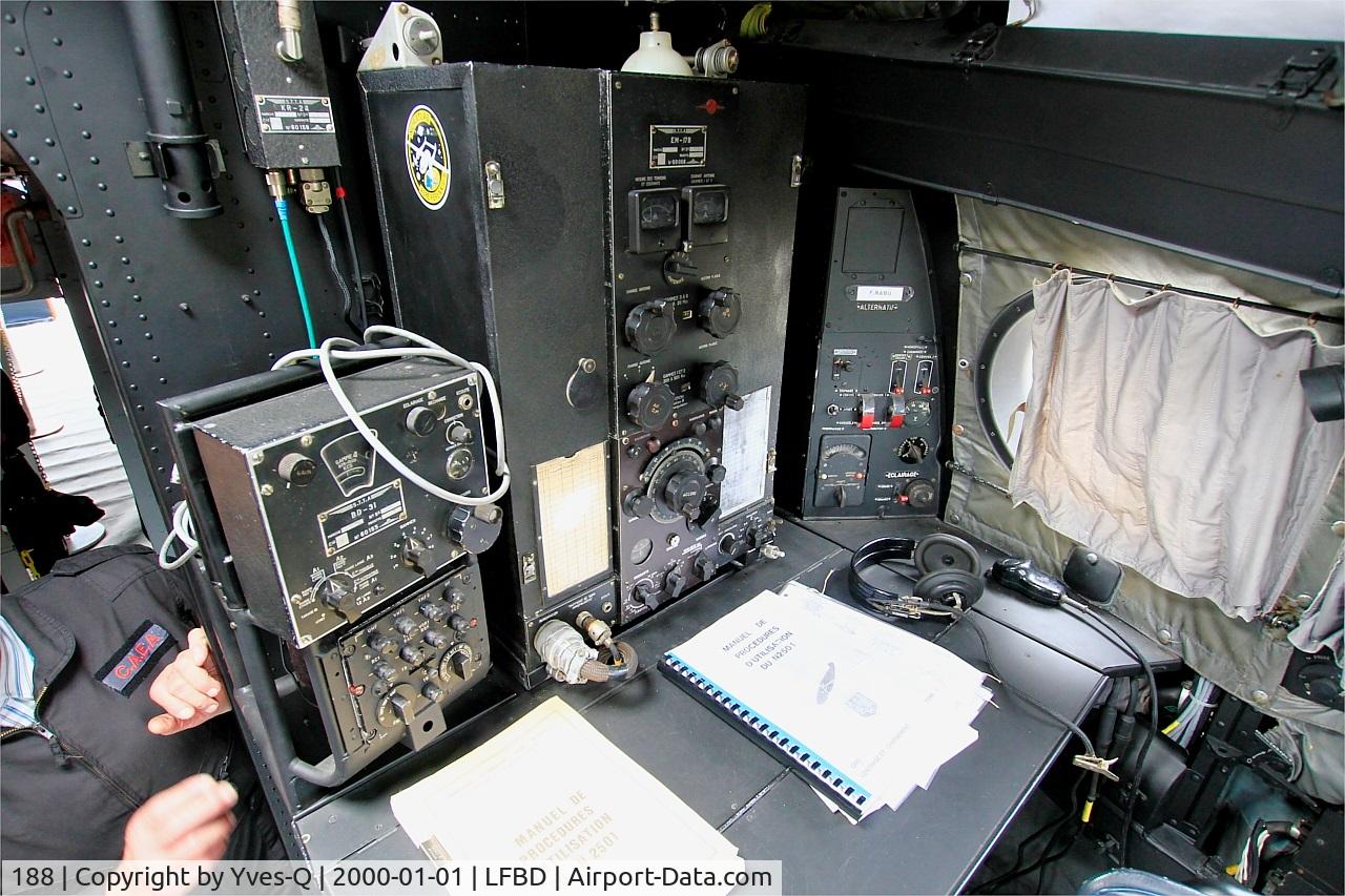 188, Nord N-2501D Noratlas C/N 188, Nord N-2501D Noratlas, Close view of radio station, Preserved  at C.A.E.A museum, Bordeaux-Merignac Air base 106 (LFBD-BOD)