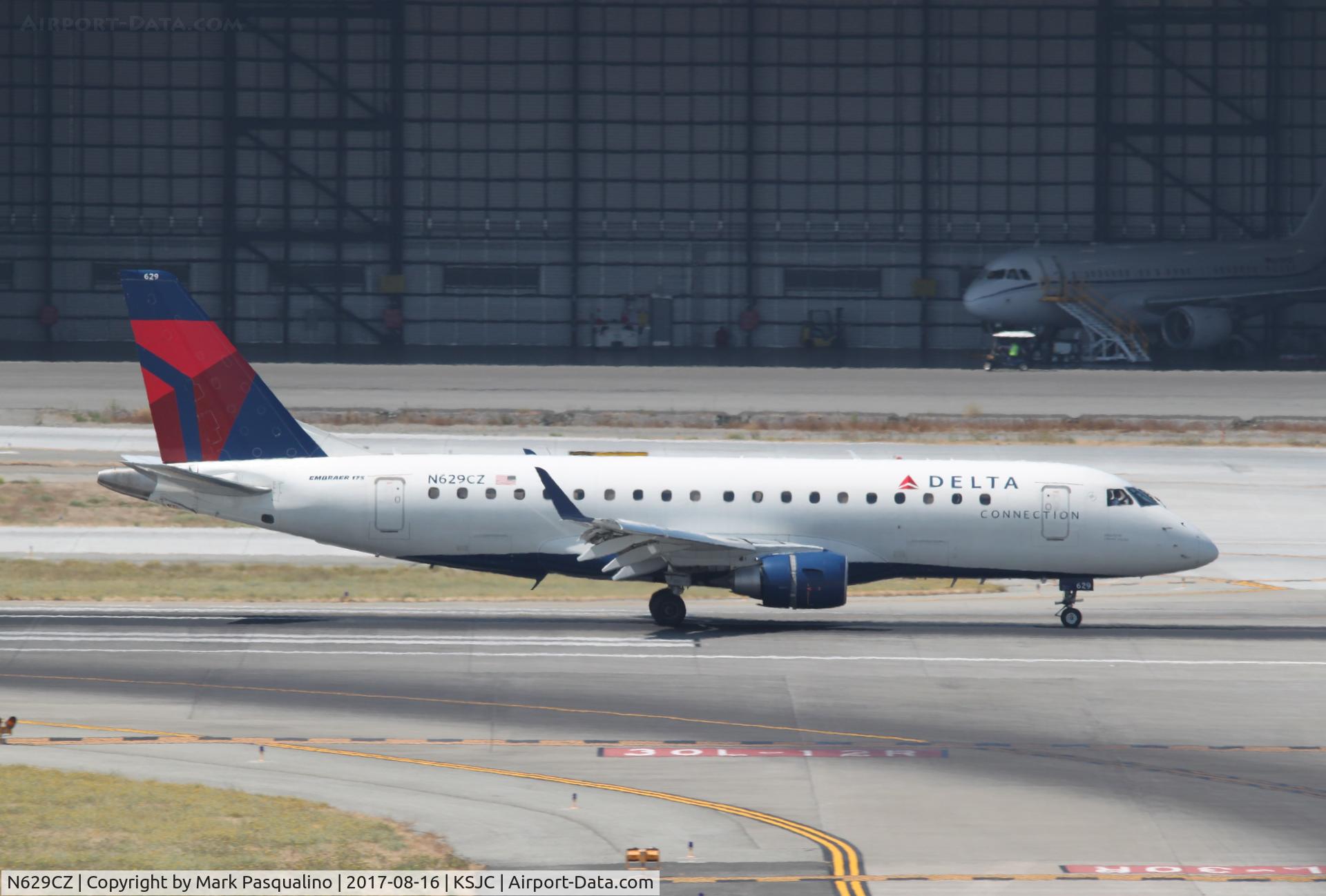 N629CZ, 2008 Embraer 175LR (ERJ-170-200LR) C/N 17000236, ERJ-170-200 LR