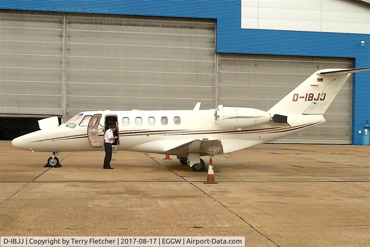 D-IBJJ, 2002 Cessna 525A CitationJet CJ2 C/N 525A-0125, At London- Luton