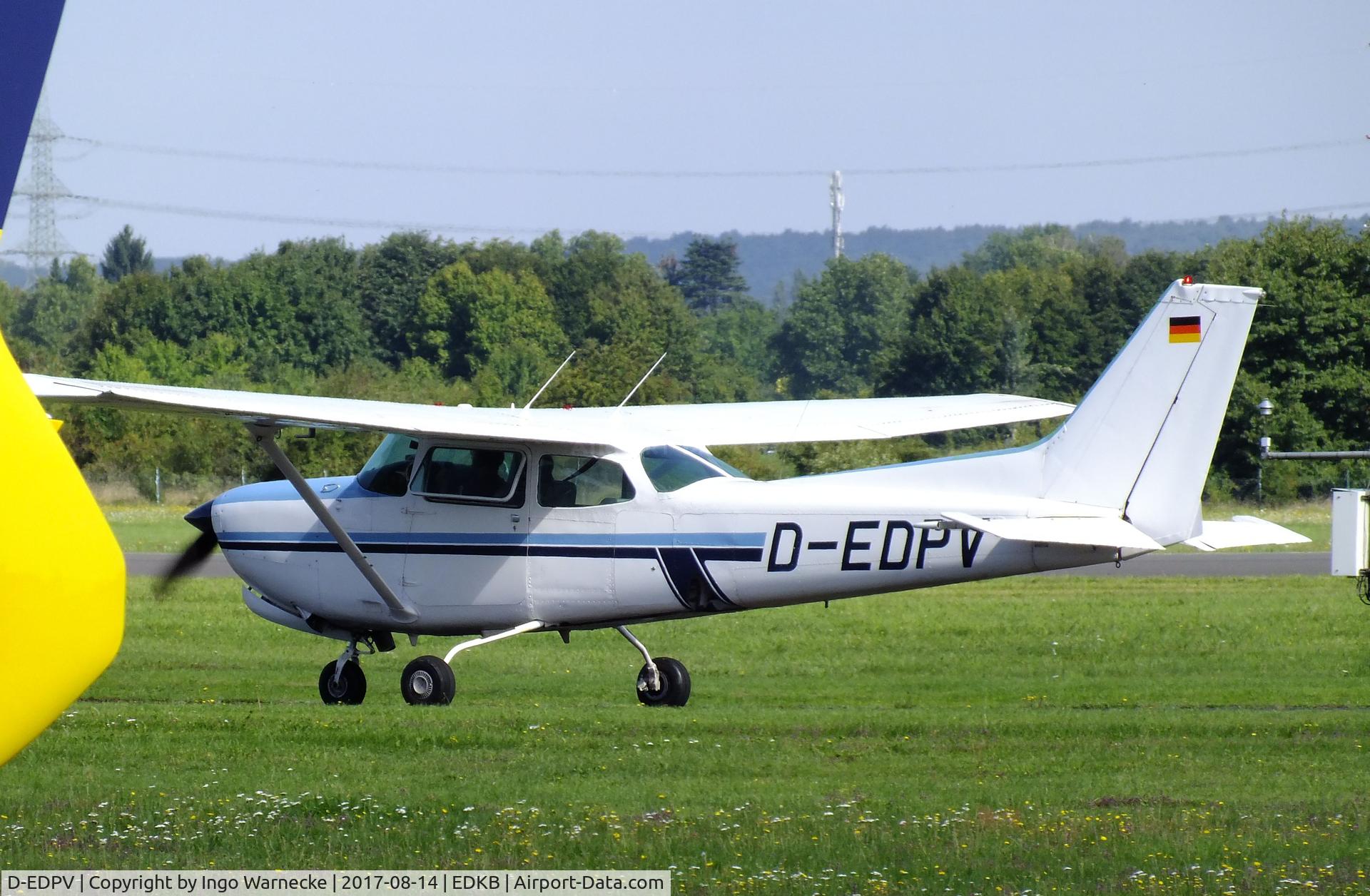 D-EDPV, Cessna 172RG Cutlass RG C/N 172RG0557, Cessna 172RG Cutlass at Bonn-Hangelar airfield