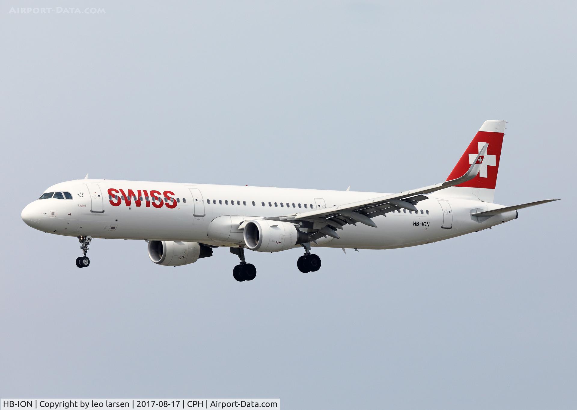 HB-ION, 2013 Airbus A321-212 C/N 5567, Copenhagen 17.8.2017