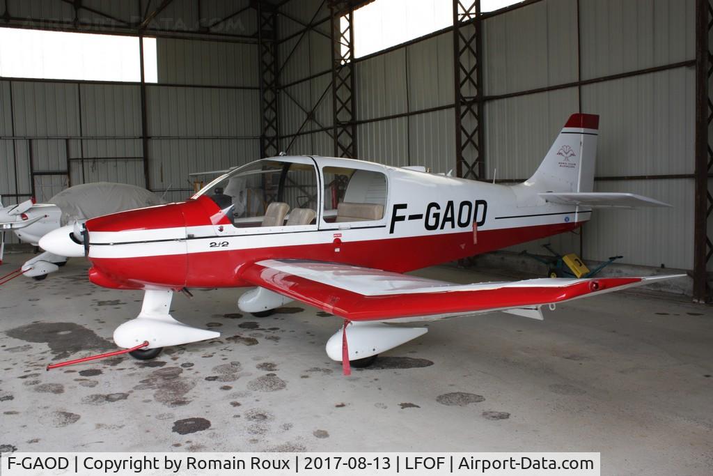 F-GAOD, Robin DR-400-108  Dauphin 2+2 C/N 1201, Parked