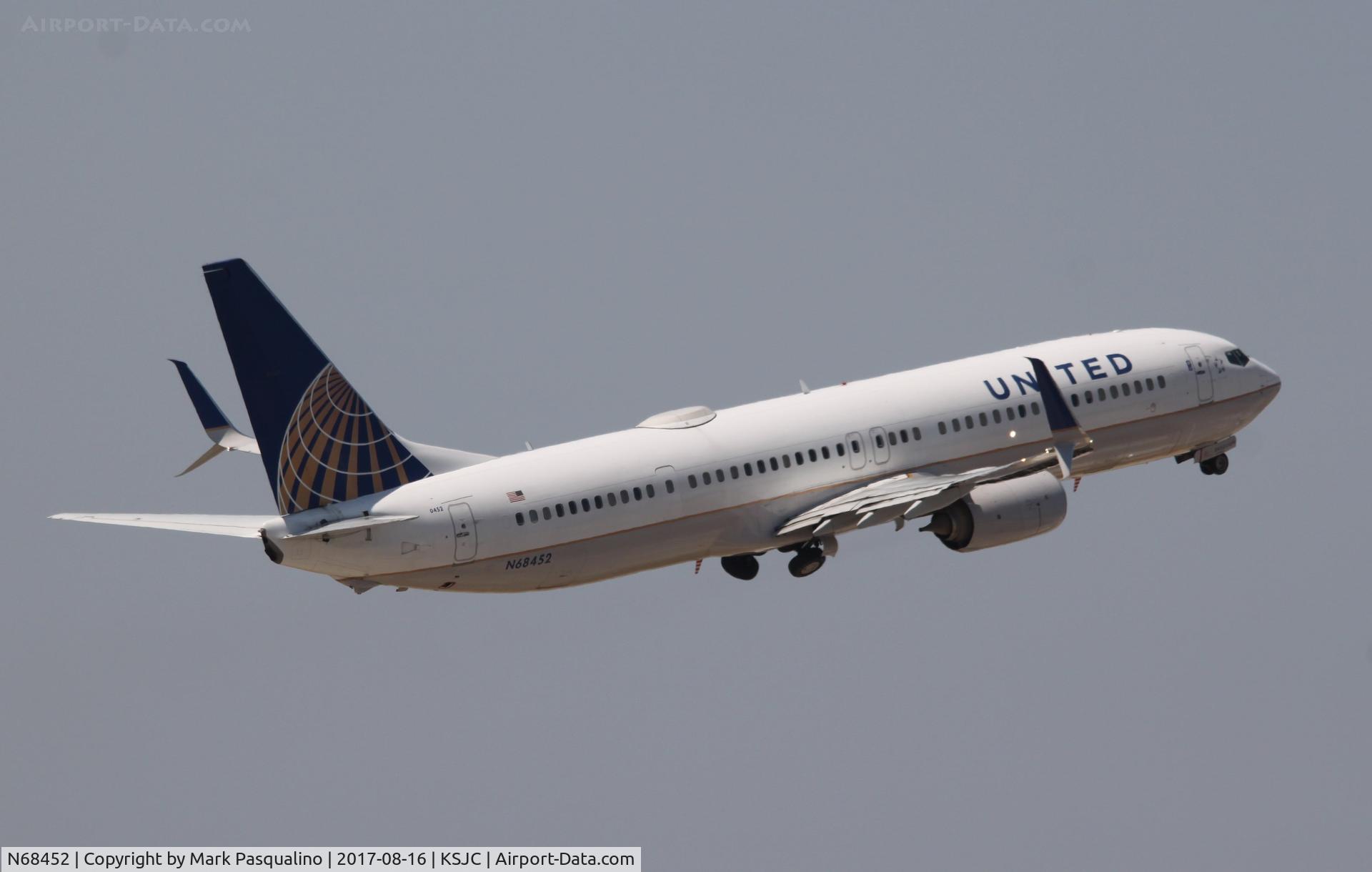 N68452, 2012 Boeing 737-924/ER C/N 40005, Boeing 737-900ER
