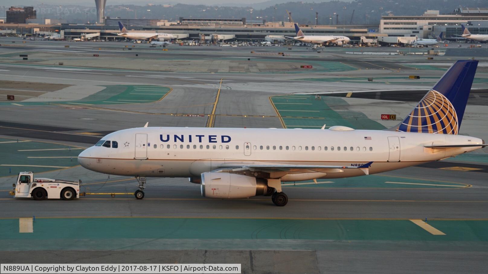 N889UA, 2005 Airbus A319-132 C/N 2667, Ex-China Southern Airlines aircraft. SFO 2017.