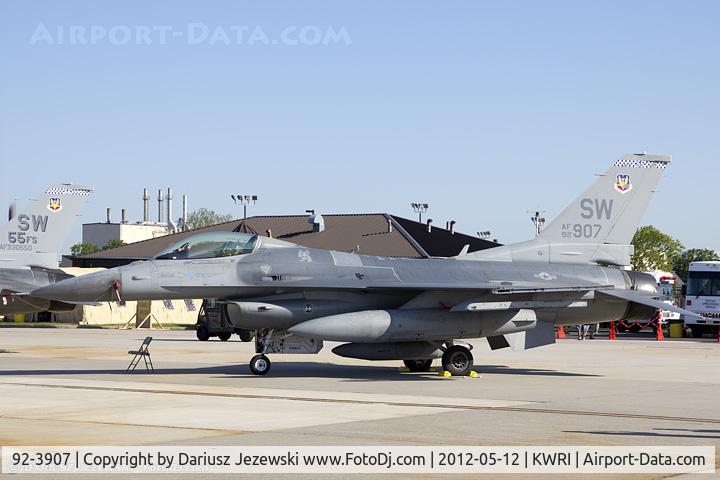 92-3907, 1992 General Dynamics F-16CM Fighting Falcon C/N CC-149, F-16C Fighting Falcon 92-3907 SW from 55th FS 