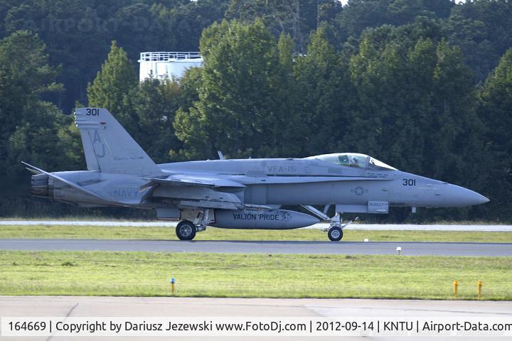 164669, 1992 McDonnell Douglas F/A-18C Hornet C/N 1099/C288, F/A-18C Hornet 164669 AJ-301 from VFA-15 