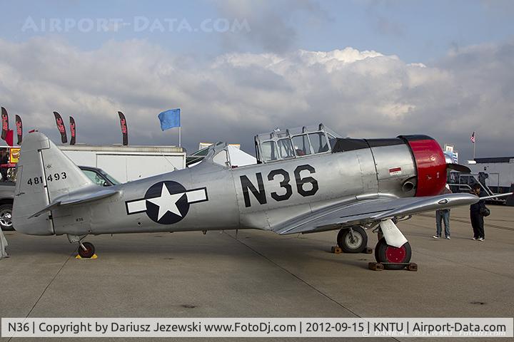 N36, 1944 North American AT-6F Texan C/N 121-42765, North American SNJ-5 Texan 