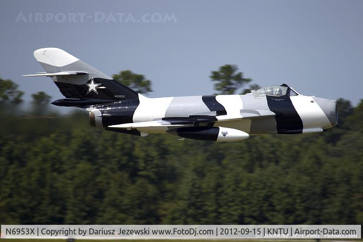 N6953X, PZL-Mielec Lim-6 (MiG-17) C/N 1J0511, PZL Mielec Lim-6 (MiG-17)  C/N 1J0511, N6953X
