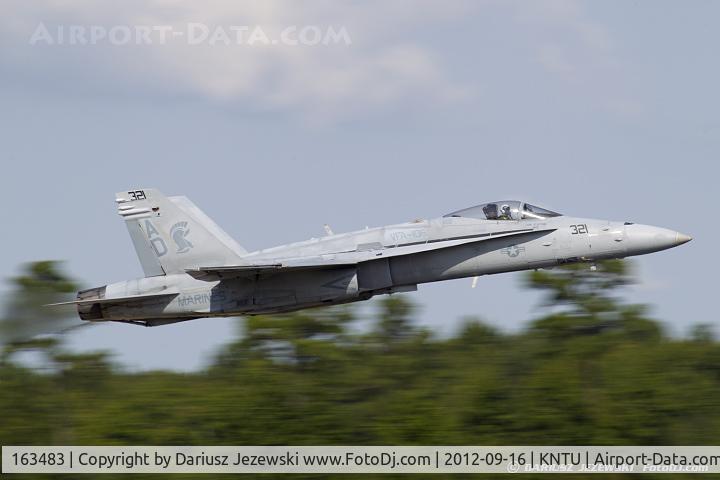 163483, 1988 McDonnell Douglas F/A-18C Hornet C/N 0714/C042, F/A-18C Hornet 163483 AD-321 from VFA-106 