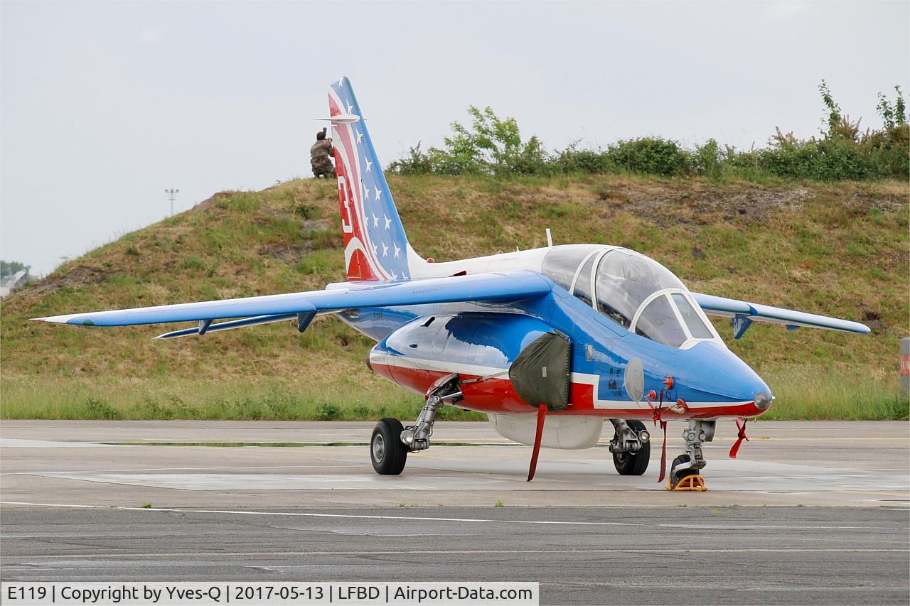 E119, Dassault-Dornier Alpha Jet E C/N E119, Dassault-Dornier Alpha Jet E (F-UGFE), Athos 03 of Patrouille de France 2017, Flight line, Bordeaux-Mérignac Air Base 106 (LFBD-BOD) Open day 2017