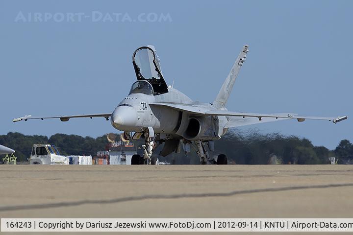 164243, McDonnell Douglas F/A-18C Hornet C/N 1006/C227, F/A-18C Hornet 164243 AD-304 from VFA-106 