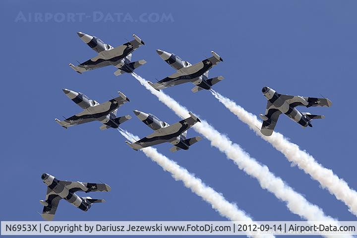 N6953X, PZL-Mielec Lim-6 (MiG-17) C/N 1J0511, Black Diamond Jet Team - N6953X