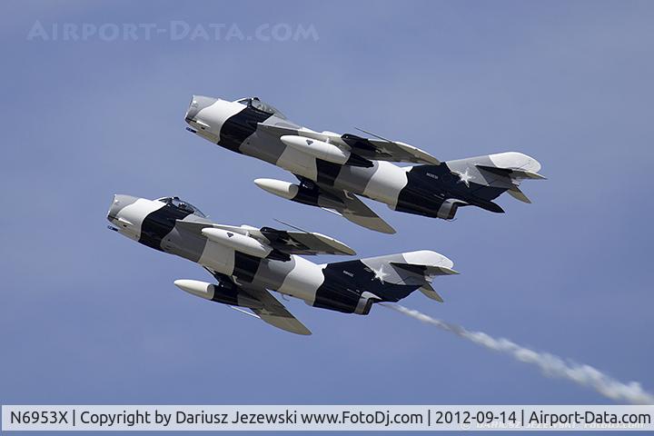 N6953X, PZL-Mielec Lim-6 (MiG-17) C/N 1J0511, Black Diamond Jet Team - N6953X