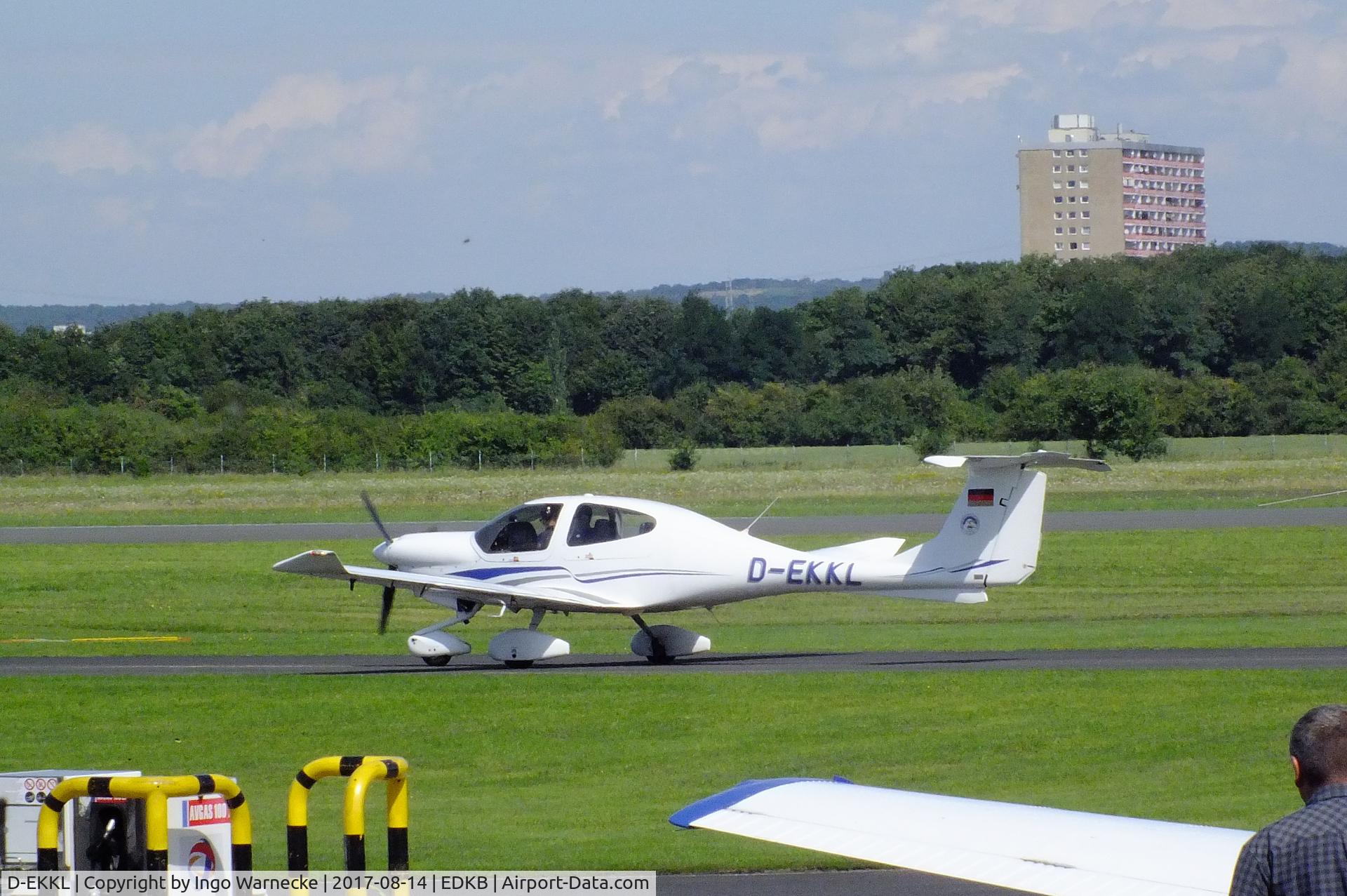 D-EKKL, Diamond DA-40-180 Diamond Star C/N 40.072, Diamond DA-40-180 Diamond Star at Bonn-Hangelar airfield