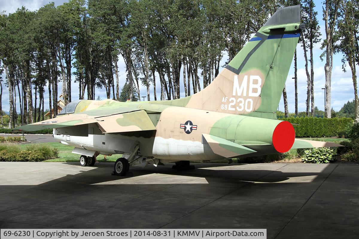 69-6230, 1969 LTV A-7D Corsair II C/N D-060, kmmv