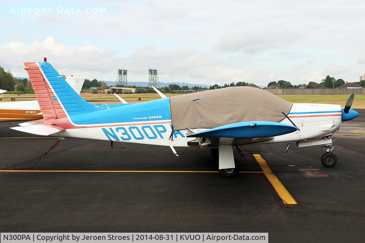 N300PA, 1974 Piper PA-28R-200 Cherokee Arrow C/N 28R-7435206, KVUO