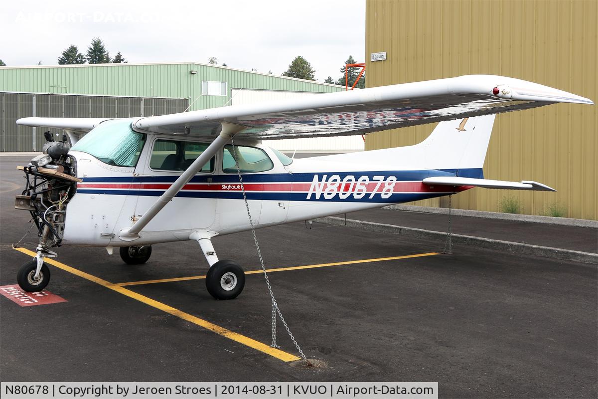 N80678, 1976 Cessna 172M C/N 17266699, kvuo