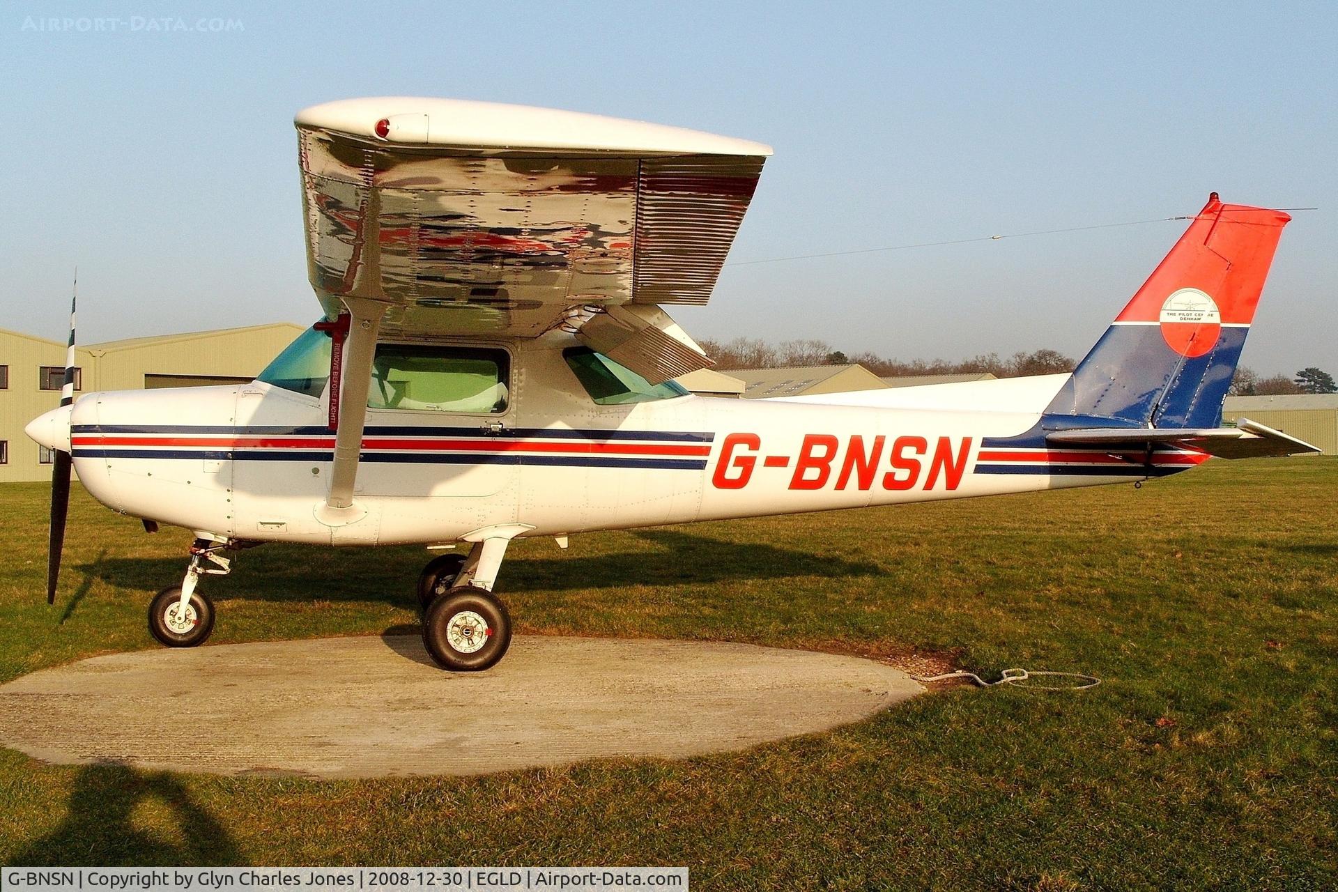 G-BNSN, 1983 Cessna 152 C/N 152-85776, Previously N94738. The low mid-winter sun brings out the colours. Operated by The Pilot Centre Denham. With thanks to The Pilot Centre.