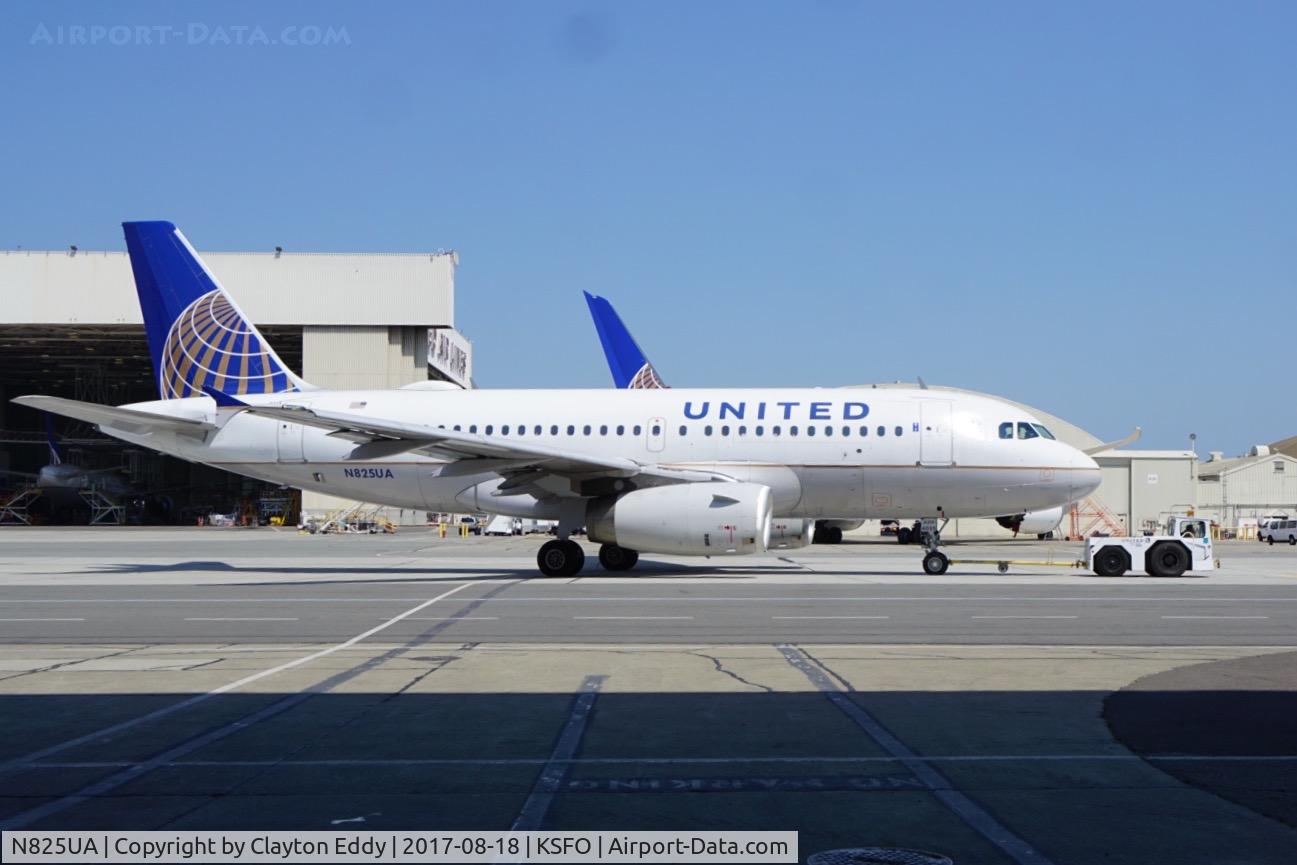 N825UA, 1999 Airbus A319-131 C/N 980, SFO 2017.