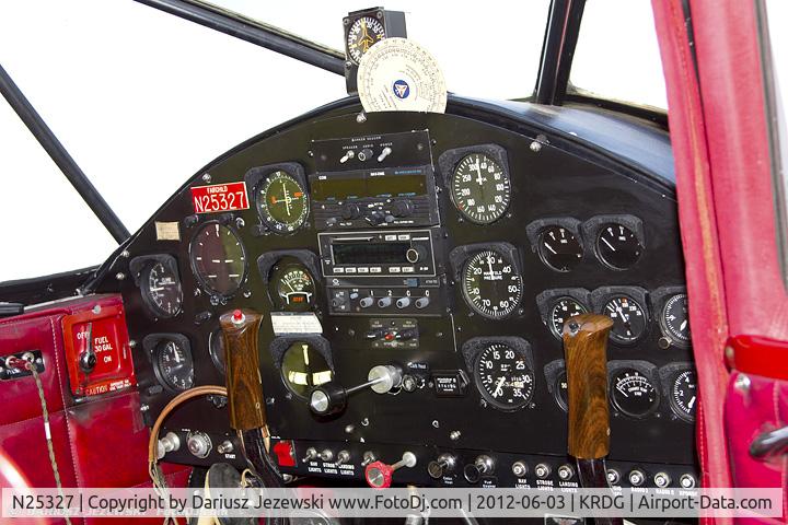 N25327, 1950 Fairchild 24W-9 C/N W40113, Cockpit of Fairchild 24W-9