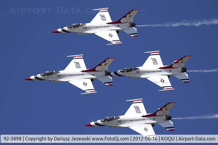 92-3898, General Dynamics F-16CJ Fighting Falcon C/N CC-140, F-16CM Fighting Falcon 92-3898 from USAF Thunderbirds  Nellis AFB, NV