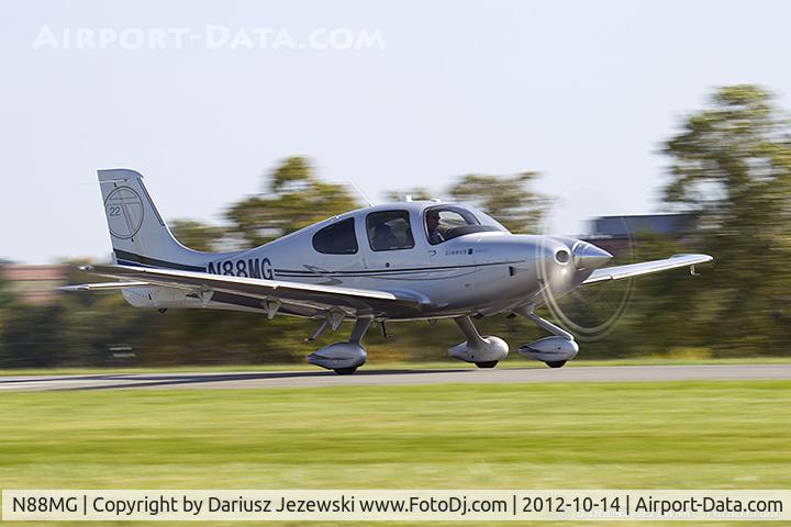N88MG, 1976 Piper PA-31-350 Chieftain C/N 31-7652088, Cirrus SR22T  C/N 0078, N88MG