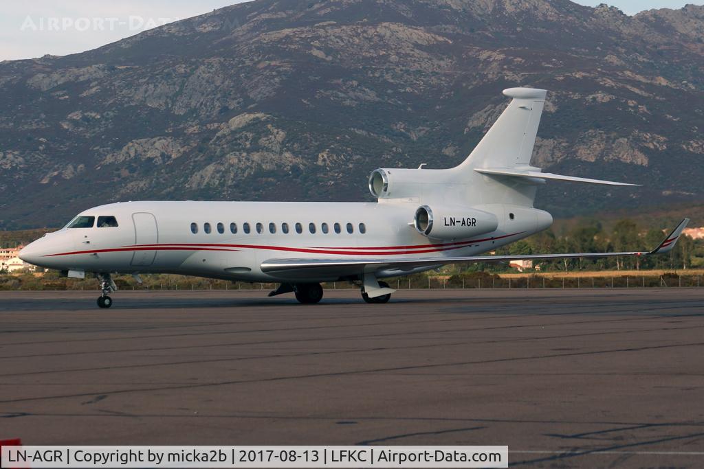 LN-AGR, 2013 Dassault Falcon 7X C/N 195, Taxiing