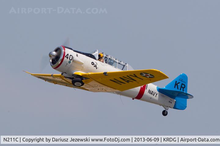 N211C, 1947 Stinson 108-1 Voyager C/N 108-1965, North American SNJ-6  C/N 121-42318 - Kevin Russo, N211C