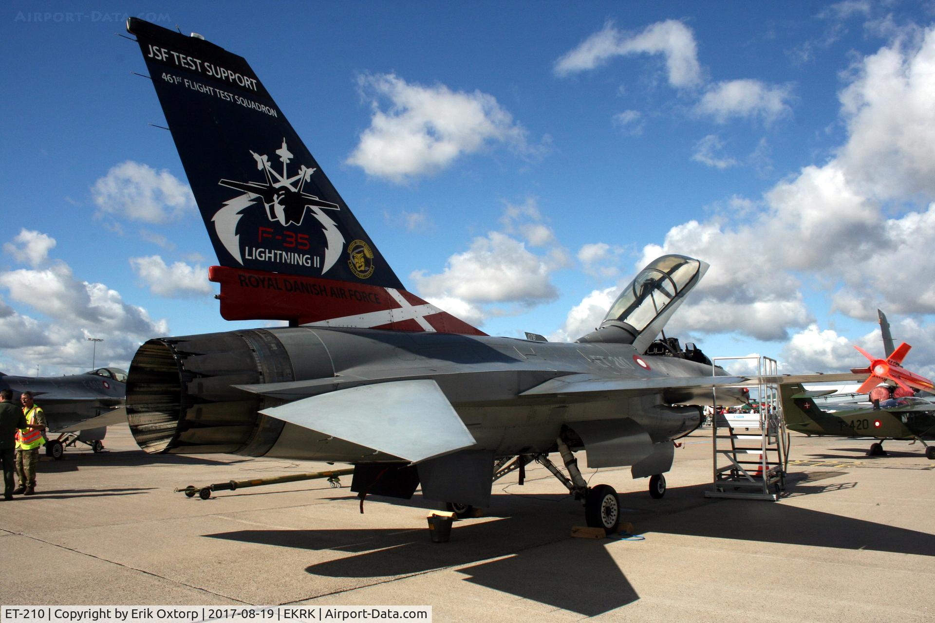 ET-210, 1981 SABCA F-16B Fighting Falcon C/N 6G-7, ET-210 at the Roskilde Airshow