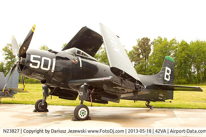 N23827, 1949 Douglas AD-4 C/N 7133, Douglas AD-4 Skyraider  C/N 123827, N23827