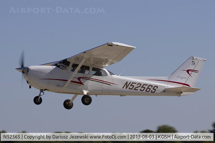 N5256S, 1999 Beechcraft King Air 350B C/N FL-260, Cessna 172S Skyhawk  C/N 172S10901, N5256S