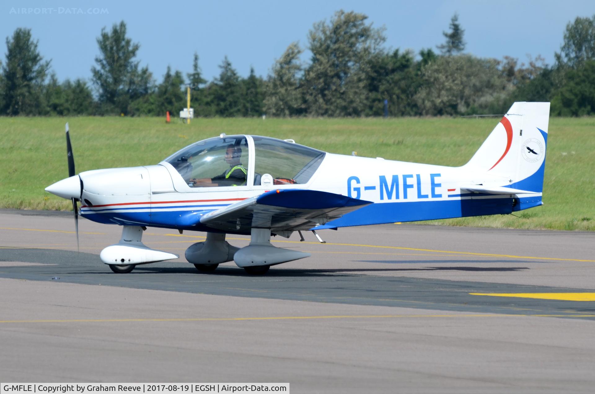 G-MFLE, 1999 Robin HR-200-120B C/N 335, Just landed at Norwich.