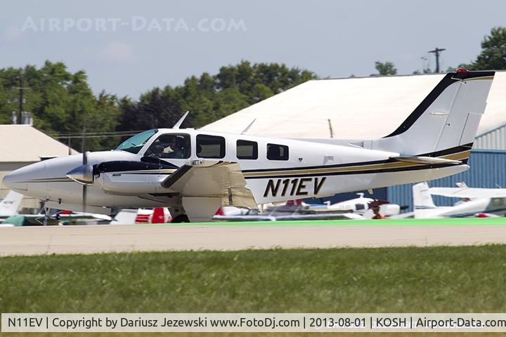 N11EV, 1981 Piper PA-34-220T C/N 34-8233013, Piper PA-34-220T Seneca III  C/N 34-8233013, N11EV
