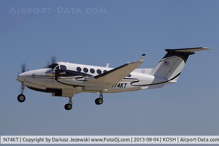 N74KT, 1928 Aerospatiale AS-350B Ecureuil C/N 1928, Beech B200 King Air  C/N BB-1159, N74KT